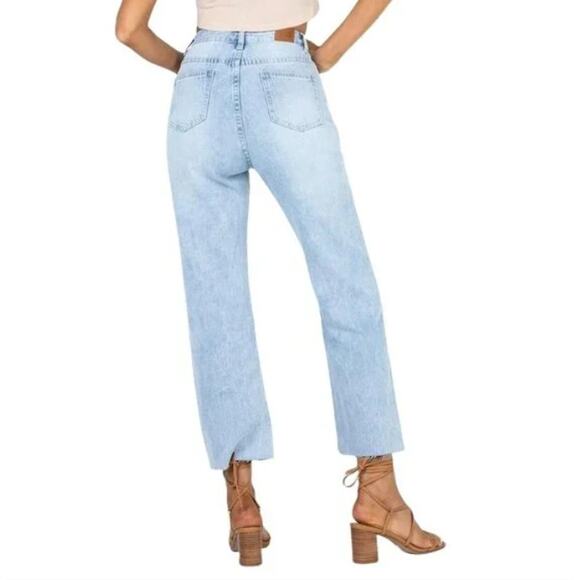 Princess Polly Jeans Size US 0 AU/UK 4 High Rise Cropped Button Fly Light Wash - Picture 2 of 8